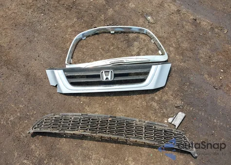 2001 Honda Cr-V Special Edition z USA, uszkodzony, nr VIN JHLRD18721C049934